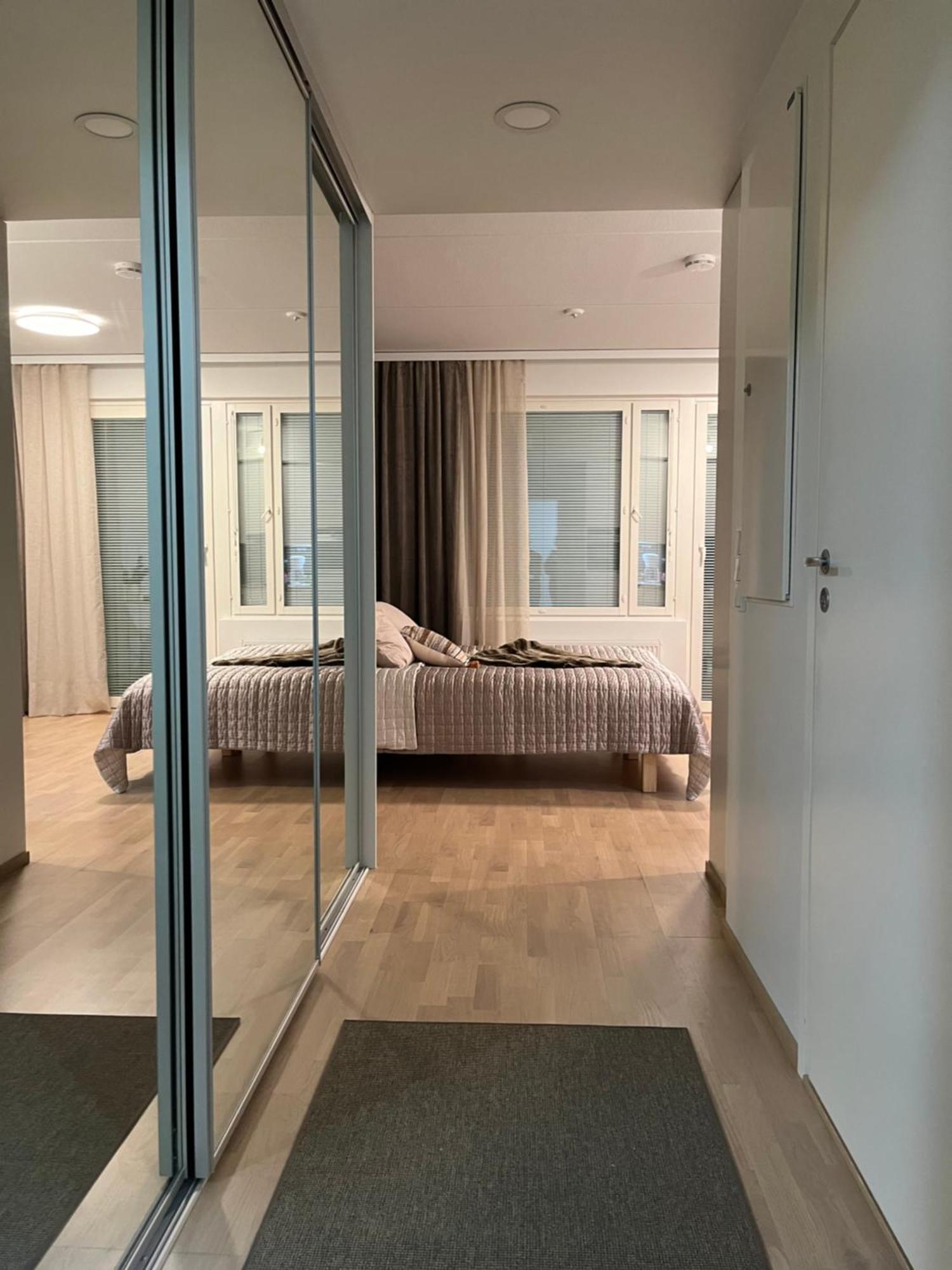 Studio Vip - Close To Airport And Tikkurila Train Station Вантаа Екстер'єр фото
